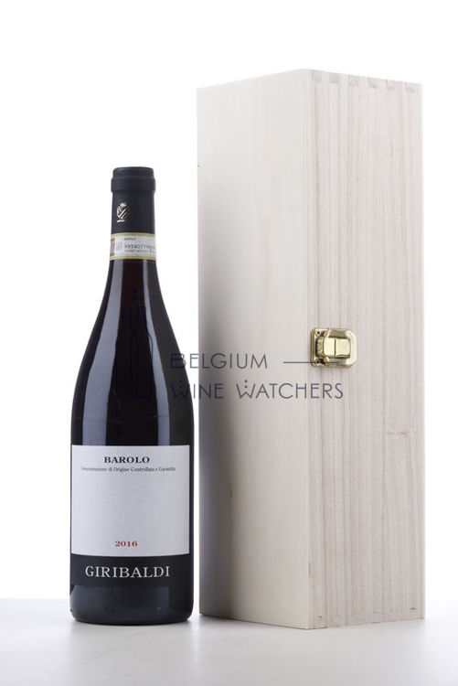 Picture of 2016 Barolo from Giribaldi with wooden giftbox
